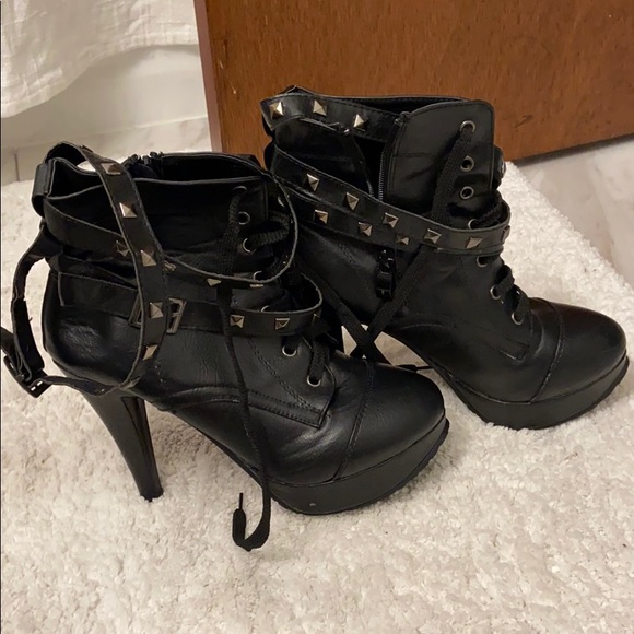 Booties - Picture 3 of 5